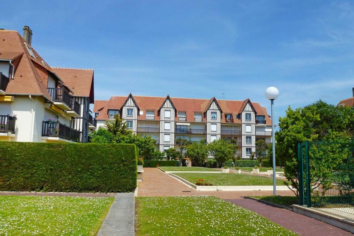 Cadre Exceptionnel: Duplex Classe 4**** Tennis, Piscine, Parking, Linge Inclus, Wifi, Materiel Bebe, Proximite Centre Deauville Exteriör bild