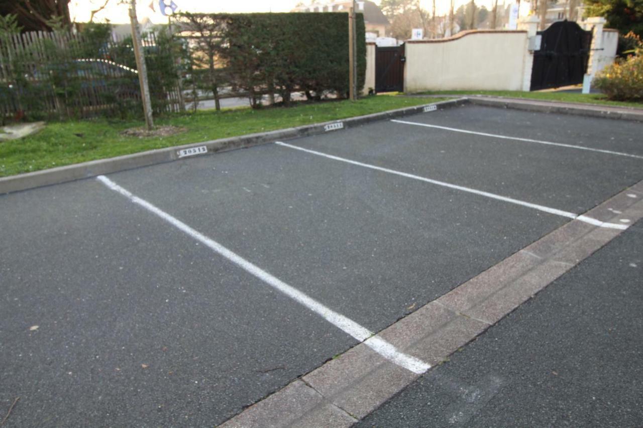 Cadre Exceptionnel: Duplex Classe 4**** Tennis, Piscine, Parking, Linge Inclus, Wifi, Materiel Bebe, Proximite Centre Deauville Exteriör bild